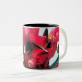 Rote Blume Zweifarbige Tasse (VorderseiteRechts)