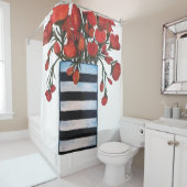 Rote Blumen im gestreiften Schwarzweiss-Vase Duschvorhang (Beispiel)