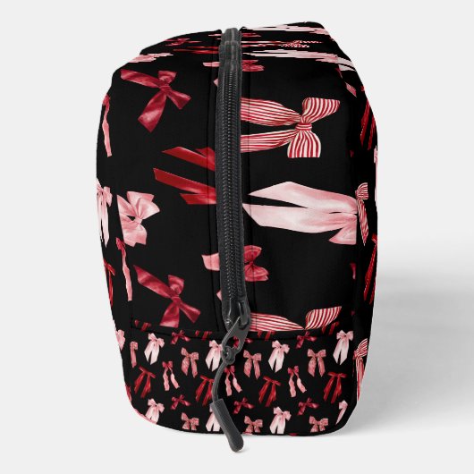 Rote Bogen auf schwarzem Hintergrund Waschbeutel (Rechts)