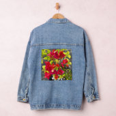 rote Bougainvillea oder Blume auf Papier, tropisch Jeansjacke (Hangar)