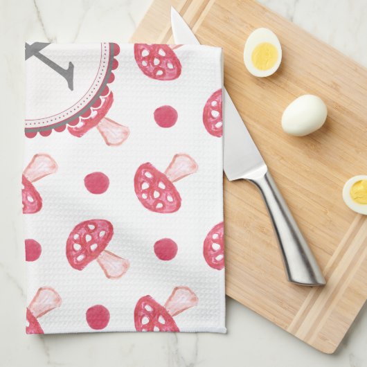 Rote Champignons in Monogramm Küchentuch (Viertel Falte)