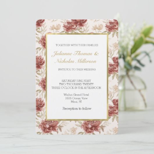 Rote Creme Blumen Hochzeit Einladung (Stehend Vorderseite)