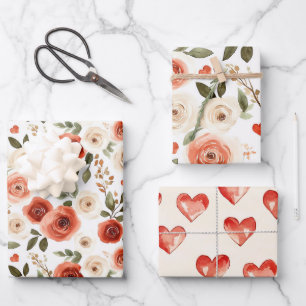 Rote Creme-Herzen und Blumen Brautparty Geschenkpapier Set
