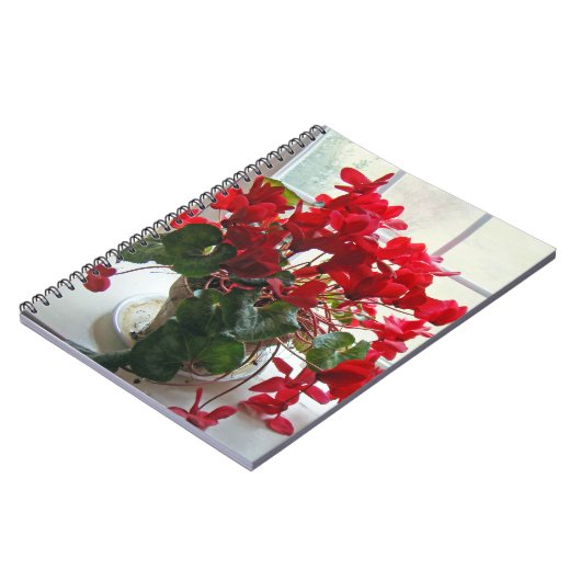 Rote Cyclamen-Blume Notizblock (Linke Seite)