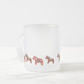 Rote Dalas-Tasse Mattglastasse (Vorderseite Links)