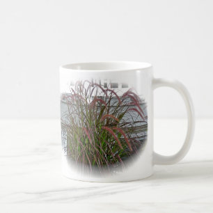 Rote dekorative Graskoordinierungselemente Kaffeetasse