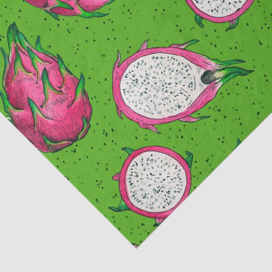 Rote Drachenfrucht auf Grün Seidenpapier (Ausschnitt)