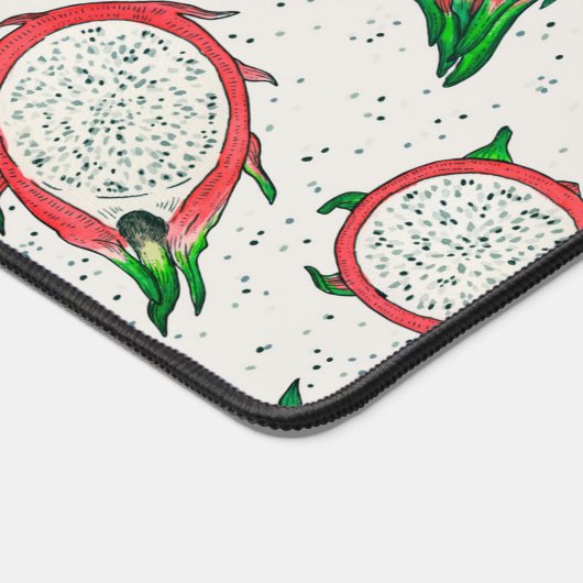 Rote Drachenfrucht auf Weiß Schreibtischunterlage (Ecke)