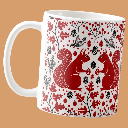 Rote Eichhörnchen im Wald Kaffeetasse