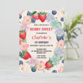 Rote Erdbeeren 1. Geburtstag Party für Kinder Einladung (Stehend Vorderseite)