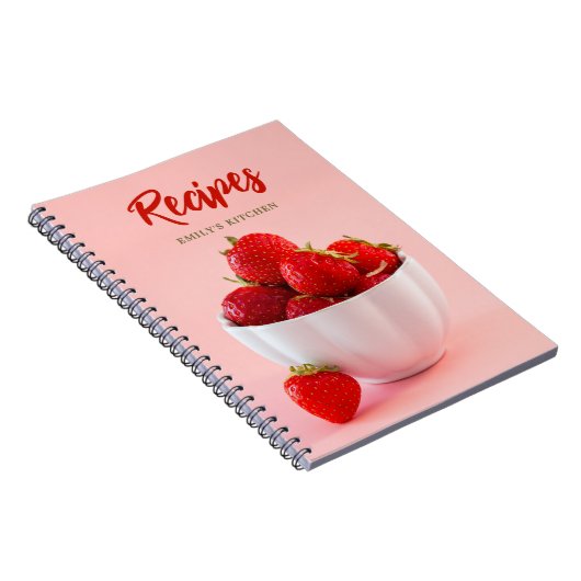 Rote Erdbeeren auf rosafarbenem Foto Rezepte Notizblock (Rechte Seite)