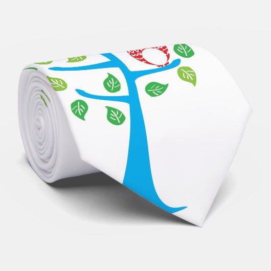 Rote Eule im Baum Krawatte (Gerollt)