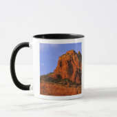 Rote Felsen am Sterling Canyon in Sedona Arizona Tasse (Links)