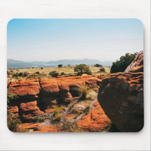 Rote Felsen auf der Südafrikanischen Magaliesberpl Mousepad
