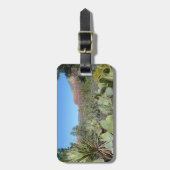 Rote Felsen und Kakteen I Gepäckanhänger (Vorderseite vertikal)