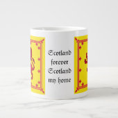Rote Flagge von Schottland Jumbo-Tasse (Vorderseite)