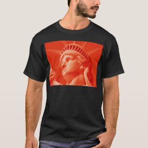 Rote Freiheitsstatue T-Shirt