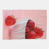 Rote frische Erdbeeren in einer weißen Schüssel au Geschirrtuch (Horizontal)