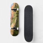 Rote Gebirgsreflexion Skateboard (Vorderseite)