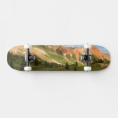 Rote Gebirgsreflexion Skateboard (Horizontal)