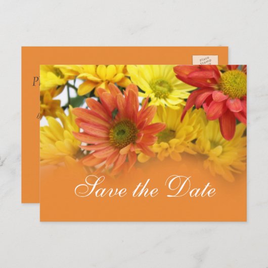 Rote, gelbe, orangefarbene Blume Save the Date Ankündigungspostkarte (Vorne/Hinten)
