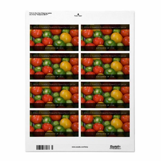 Rote Gelbe Tomaten/Paradeiser und grüne Tomatillos (Vorne)