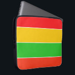 Rote, gelbe und kalkgrüne Streifen Laptopschutzhülle<br><div class="desc">Helle und fröhlich gestreifte gemusterte Neopren-Laptop-Hülle mit rot,  gelb und limigrün. Kann Text oder Initialen zum Personalisieren hinzufügen. Von https://www.zazzle.com/store/celestesheffey</div>