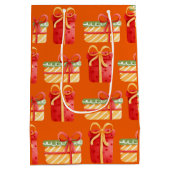 Rote, gelbe Weihnachtsgeschenke Orange Medium Gesc Mittlere Geschenktüte (Rückseite)