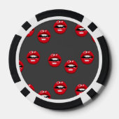 Rote glänzende Lippen auf Grau Pokerchips (Rückseite)