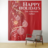 Rote Goldbälle Schneeflocken Chic Weihnachtsgrüße Wandteppich (Beispiel)