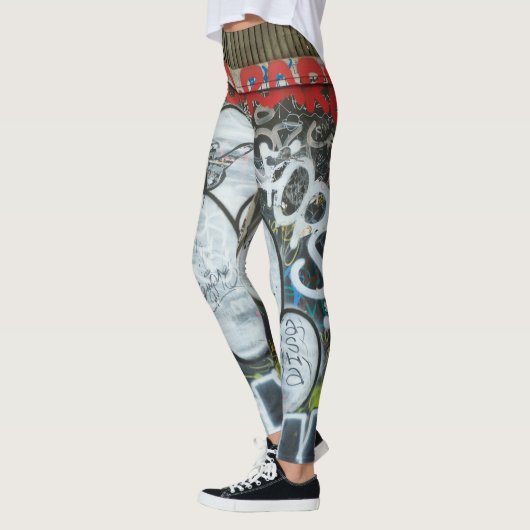 Rote Graffiti Leggings (Links)