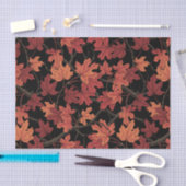 Rote Herbst-Ahornblätter auf Schwarz Seidenpapier (Handwerk)