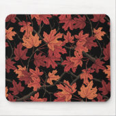 Rote Herbstahornblätter auf Schwarz Mousepad (Vorne)