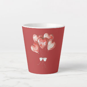 Rote Herz-Liebesballons Milchtasse