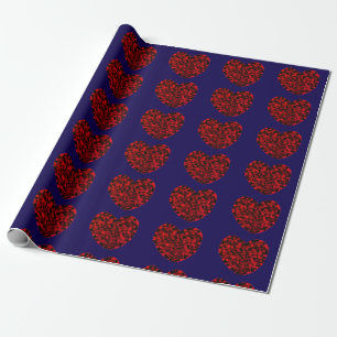 Rote Herzen auf blauem Geschenkpapier
