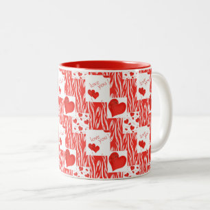Rote Herzen, Liebe. Zweifarbige Tasse