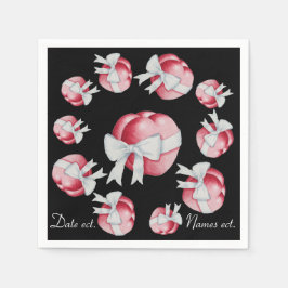 rote Herzen mit weißen Bögen für Hochzeiten gebund Serviette