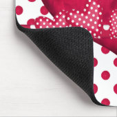 Rote Herzen und Punkte Mousepad (Ecke)