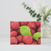 Rote Himbeeren Postkarte (Stehend Vorderseite)