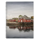 Rote Kabinen in Norwegen Notizblock (Vorderseite)