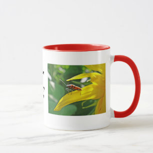 Rote Käfer-Tasse auf Sonnenblume Tasse