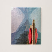 Rote Kanufahrt auf der ruhigen Bergsee Wilderness Puzzle (Vertikal)