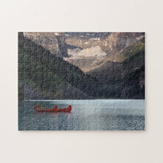 Rote Kanus am Louise-See Puzzle