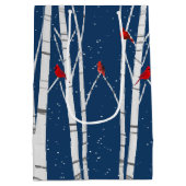 Rote Kardinäle in Birch Tree Mittlere Geschenktüte (Rückseite)