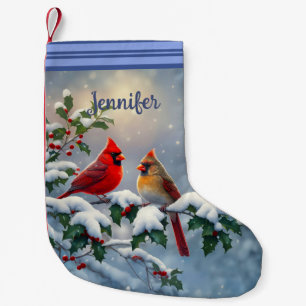 Rote Kardinäle und Stechpalme im Schnee Kleiner Weihnachtsstrumpf