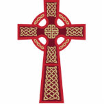 Rote keltisches Kreuz-Foto-Skulptur Freistehende Fotoskulptur<br><div class="desc">Roter iPod-Touch-Kasten des keltischen Kreuzes.  Keltische Kreuze wurden größtenteils vom Stein gemacht und blieben ein inspirierend Symbol um Irland,  Wales und Großbritannien.  Schließlich verbreitete das keltische Kreuz während der britischen Inseln.  Dieser Entwurf ist in den verschiedenen Farben verfügbar,  ist so sicher zum Karo heraus meine anderen keltischen Querprodukte!</div>