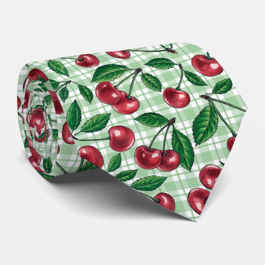 Rote Kirschen auf hellgrünem Gingham Krawatte (Gerollt)