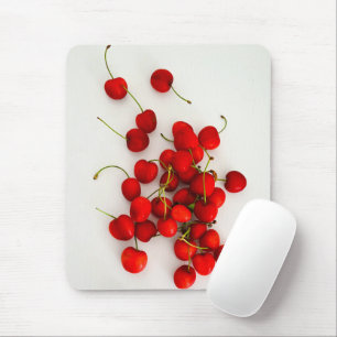Rote Kirschen auf weißer Seite Mousepad
