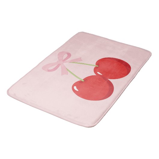 Rote Kirschen mit rosa Bow Coquette Hütte Chic Badematte (Schrägansicht)