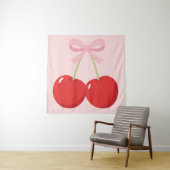 Rote Kirschen mit rosa Bow Coquette Hütte Chic Wandteppich (Beispiel)